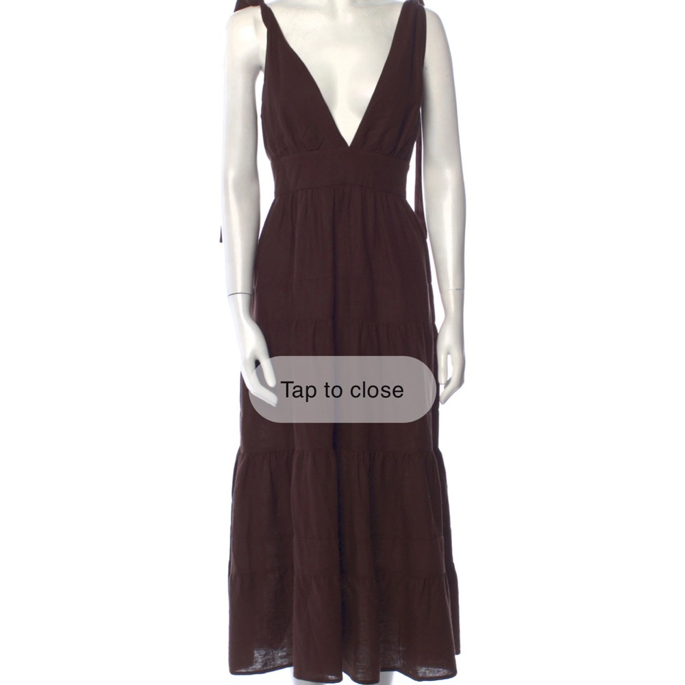 HOUSE OF HARLOW 1960
Plunge Neckline Midi Length Dress